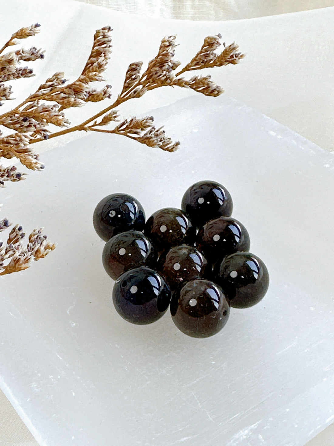 Iolite Benefits and Meaning: Properties & Powers